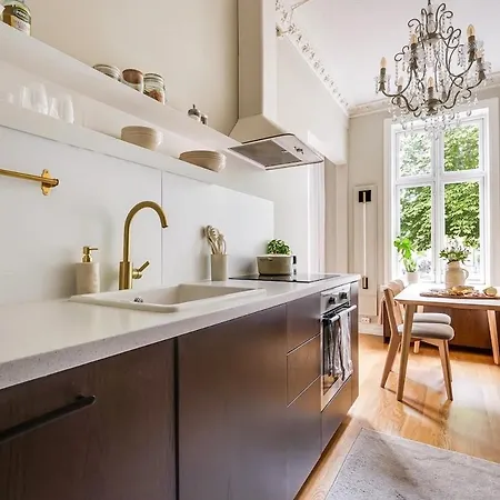 Modern 8 Min From Station *